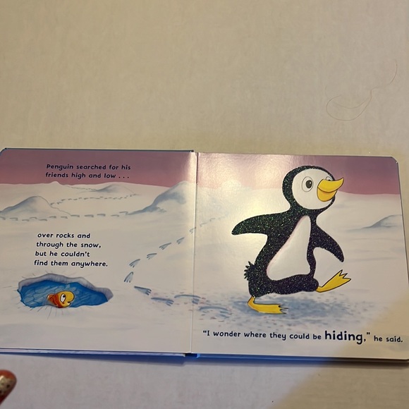 Peek-a-boo penguins book - Picture 3 of 3